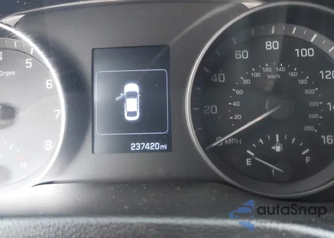 2018 Hyundai Elantra Sel из США, поврежденный, VIN 5NPD84LF8JH302710